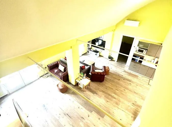 Attico Darsena Nuova Lägenhet